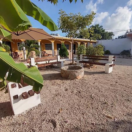 Hotel Villa Gabriela - Restaurant, Bikes ,Lands Tours Celestun Exterior photo