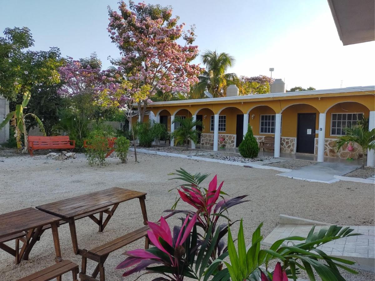 Hotel Villa Gabriela - Restaurant, Bikes ,Lands Tours Celestun Exterior photo